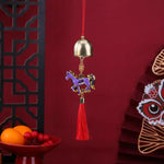 décoration murale pendentif artisanal chevaux franges rouge bleu vert violet rose doré festive