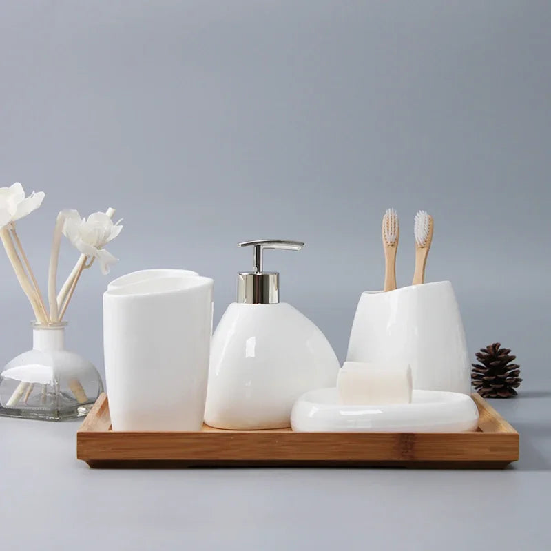 Distributeur de savon en céramique avec design moderne