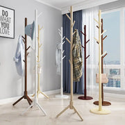 porte manteau vertical bois massif crochets moderne arbre blanc marron minimalisteintérieur chambre salon