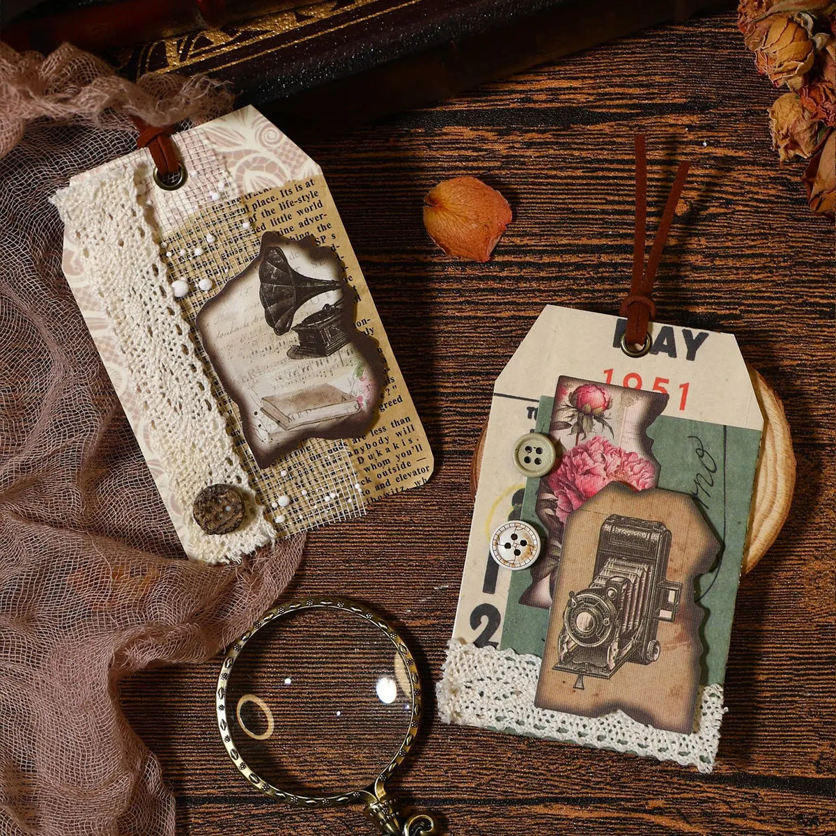 autocollants vintage étiquettes décoratives motifs floraux rubans boutons blanc marron beige instruments musicaux