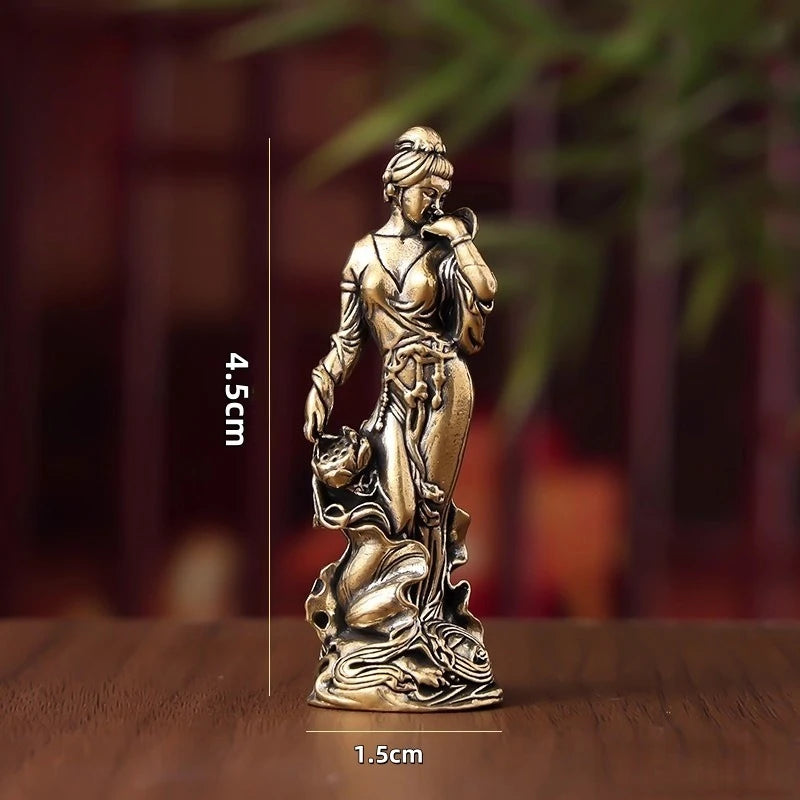 décoration maison figurines femmes traditionnelles dorées motifs végétaux asiatique ornements Nouvel An