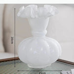 vase moderne transparent motifs floraux blanc rose bleu violet élégant décoration table arrangement floral