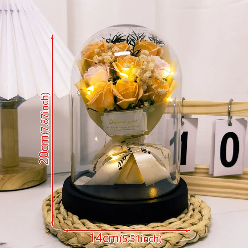 bouquet roses stabilisées cloche verre noir rose bleu violet romantiqueintérieur decorationévénement mariage