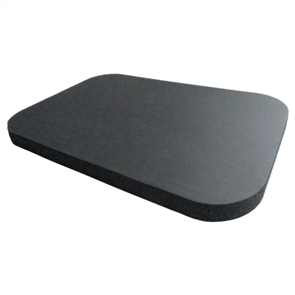 tapis yoga antidérapant coussin protection genoux noir texture fine rainures sportif