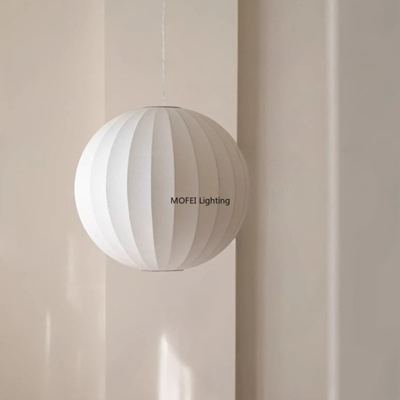 suspension lumineuse soie blanc crème forme sphérique motif rayé minimaliste lumière led chambre étude