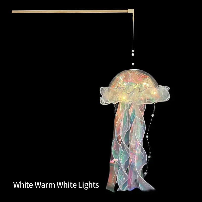 veilleuse suspendue méduse led rose bleu moderne chambre enfant décoration irisée