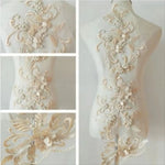 applique textile brodée floral semi transparente rose clair noir baroque