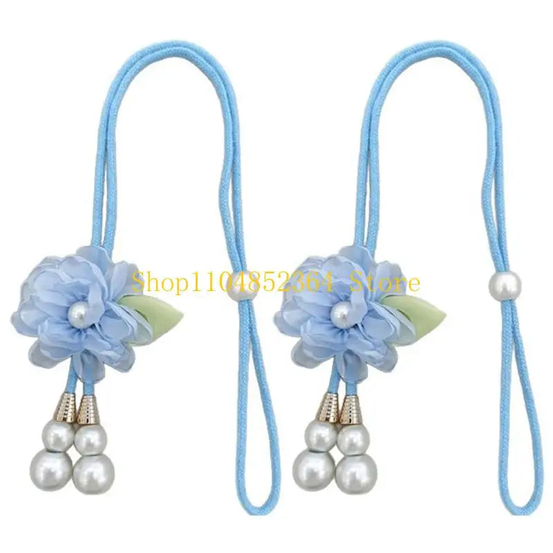 rubans fenêtre décoratifs élégants couleurs variées bleu rose beige