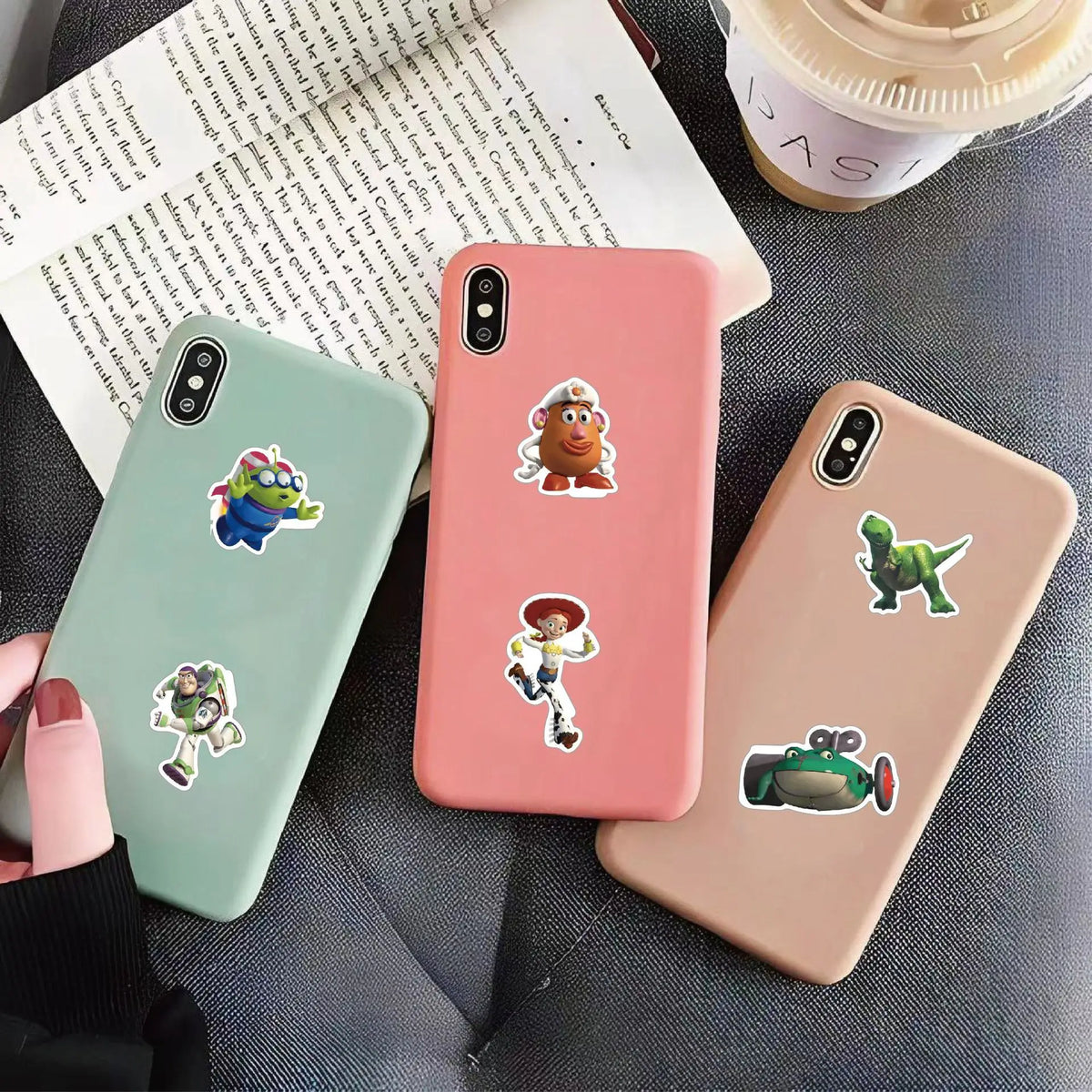 sticker autocollant toy story buzz lightyear woody personnages animation cartoon plastique imperméable bricolage téléphone