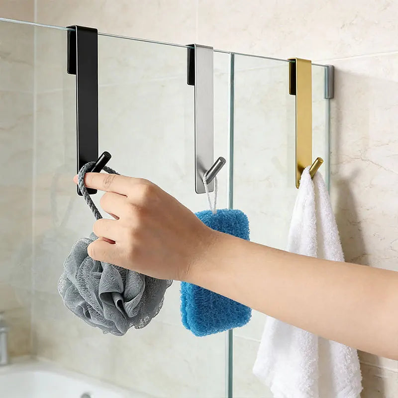 porte serviettes mural noir argent doré lisse finition métallique moderne minimaliste adhésif serviettes gant