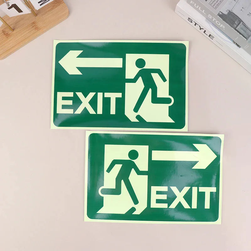 panneau sortie lumineux vert adhésif graphique moderne silhouette mouvement directionnel sécurité évacuation