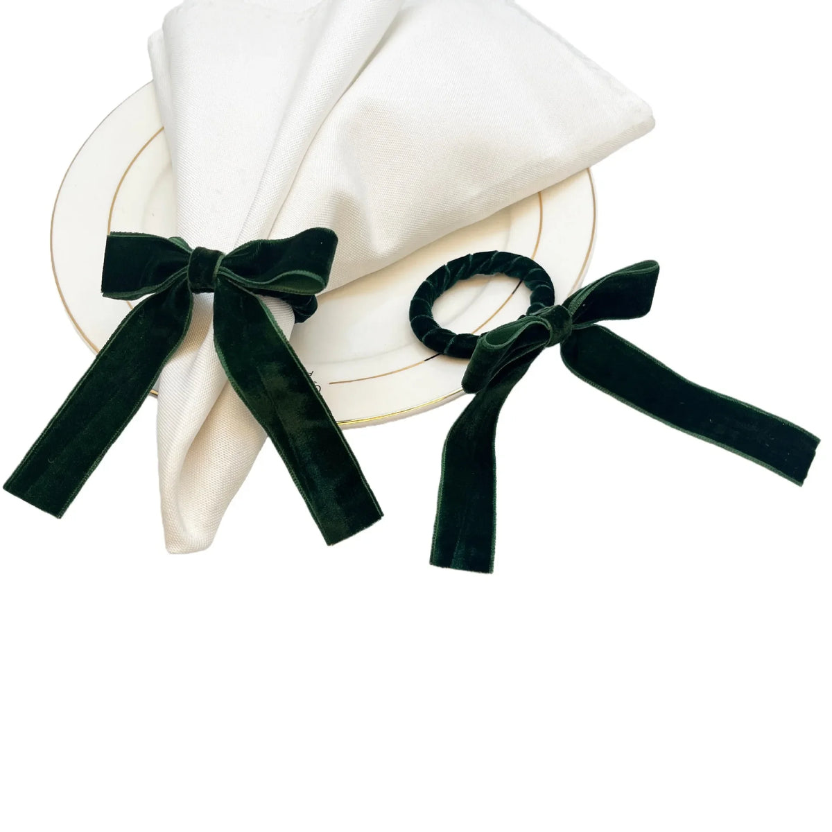 anneaux serviette forme nœud papillon blanc vert rouge bleu satin velours adhésif classique élégant
