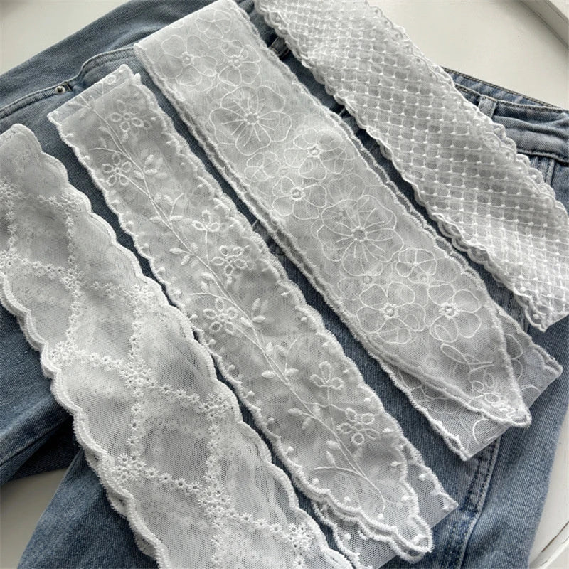ruban dentelle fine motifs floraux blanc élégant décoratif bohème joint taille accessoire corps
