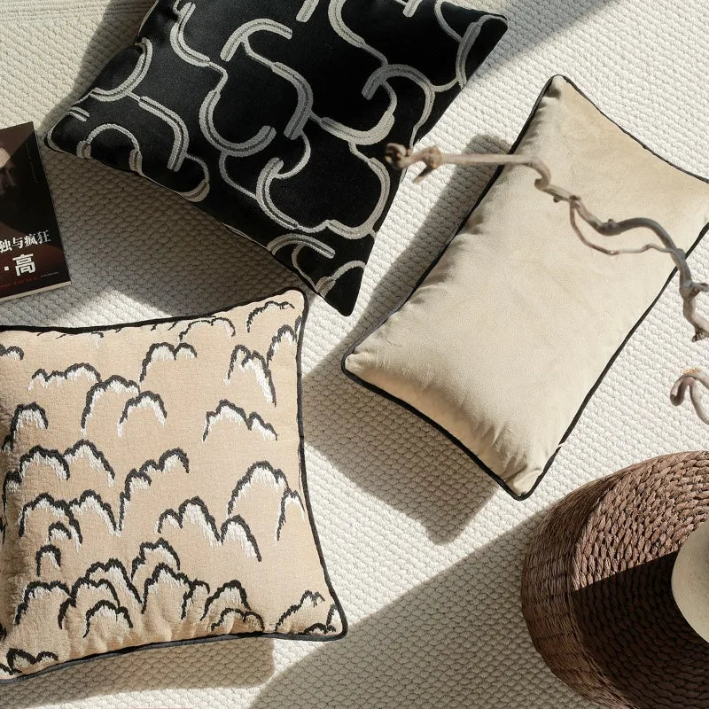housses coussin brodées géométriques modernes polyester opaques nordique maison voiture decoration minimale beige noir