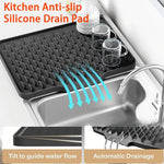 tapis drainage silicone noir moderne rayures diagonales cuisine antidérapant résistant chaleur 40cm 32cm