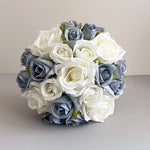 bouquets roses artificielles mariage blanc bleu gris classique élégant demoiselles honneur égliseDecorationOccasionFleursArtificielles