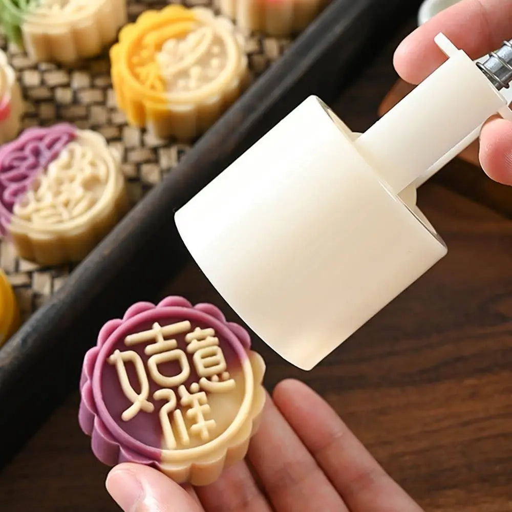 moule biscuits blanc moderne motifs floraux géométriques opaque décoration gâteau fondant