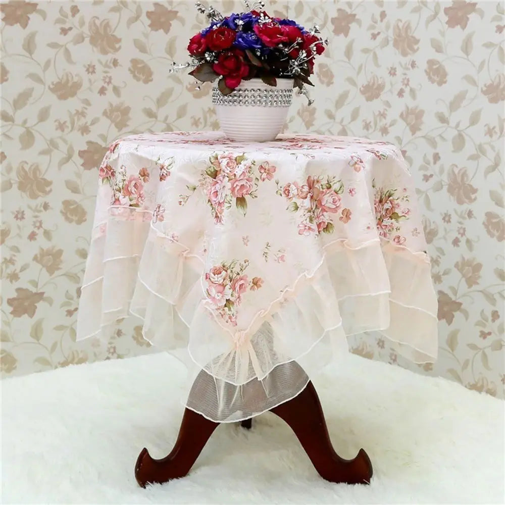 couverture table vintage rose fleurs tulle transparent romantique maison été