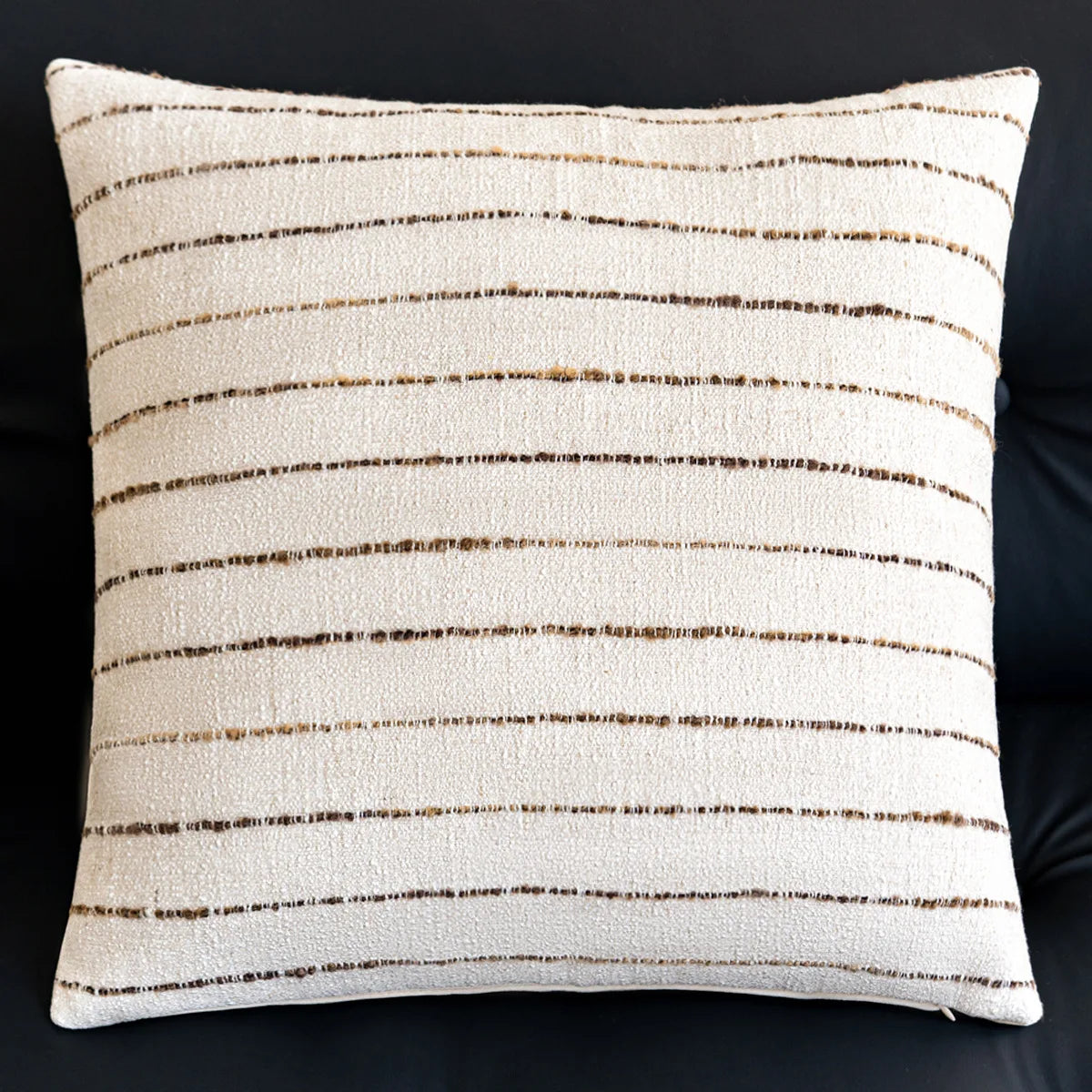 housse coussin polyester géométrique moderne beige blanc decoration intérieure canapé chaise voiture