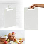 planches découper micro structurées modernes blanc vert rose jaune violet clips poignée écologiques cuisine