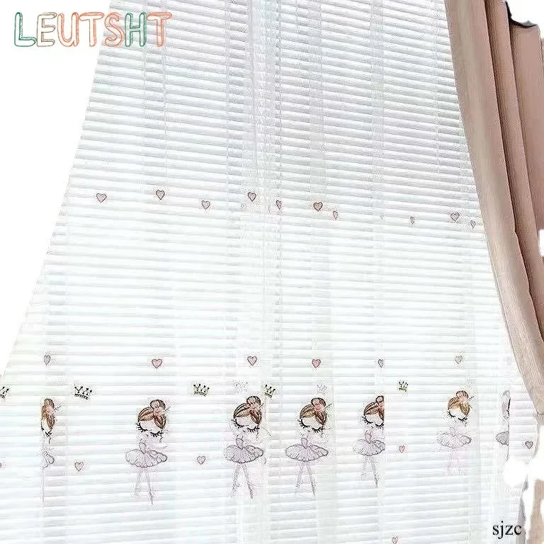 rideau tulle transparent danseuses tutu couronnes coeurs blanc rose grisclair chambre enfant moderne
