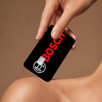 étui carte bancaire adhésif waterproof moderne logo bosch blanc fond noir points cartes crédit