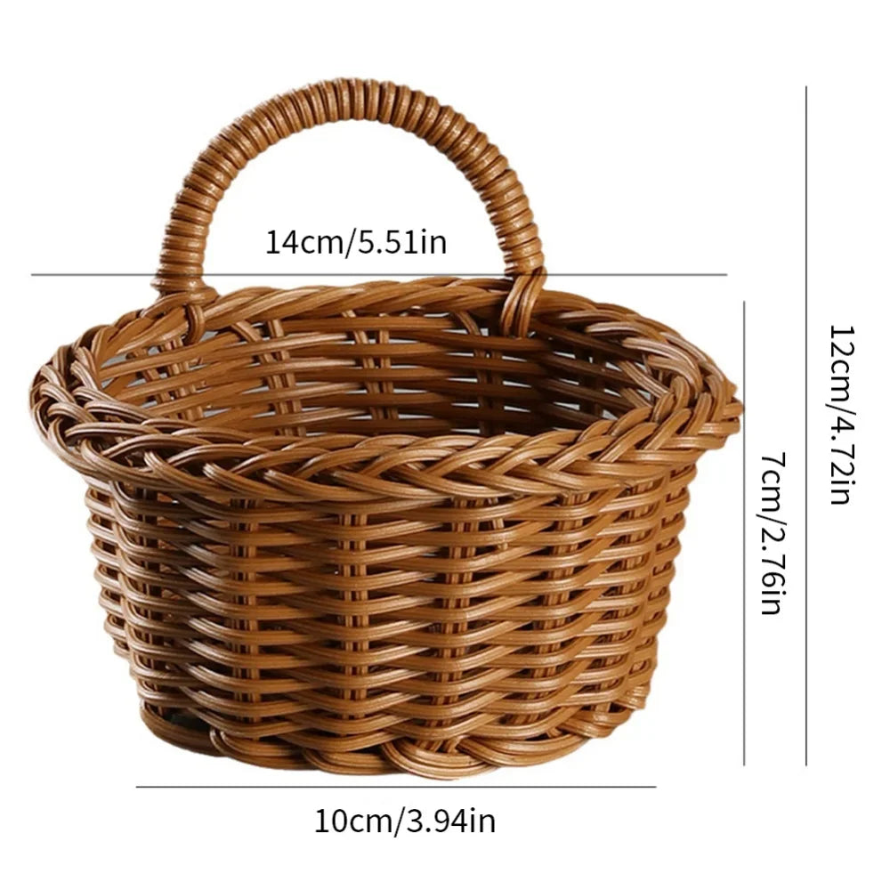 paniers suspendus osier marron clair tressés élégants traditionnels crochets rangement fruits légumes