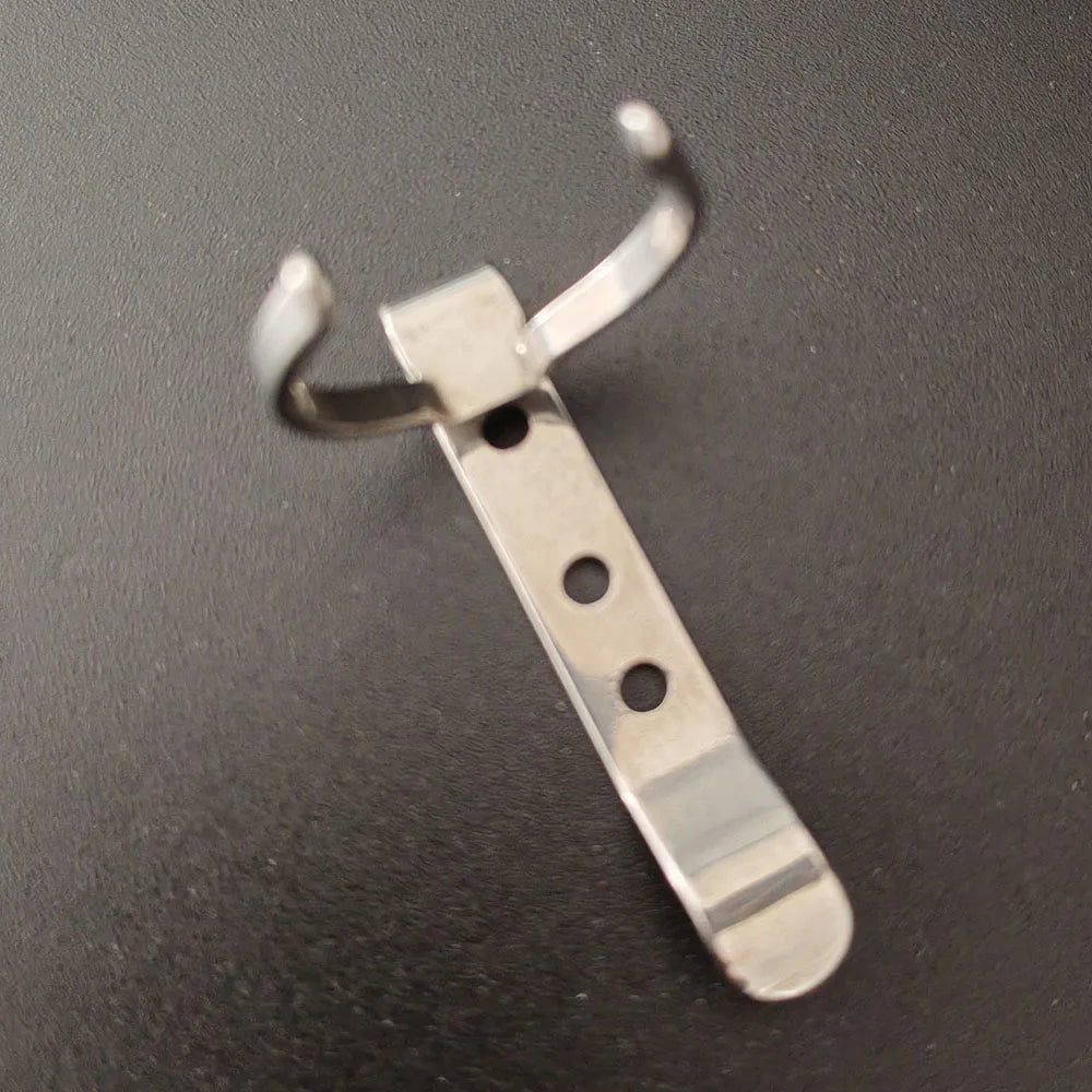 clip métallique noir argenté t2 t3 lampe torche industrielle minimaliste