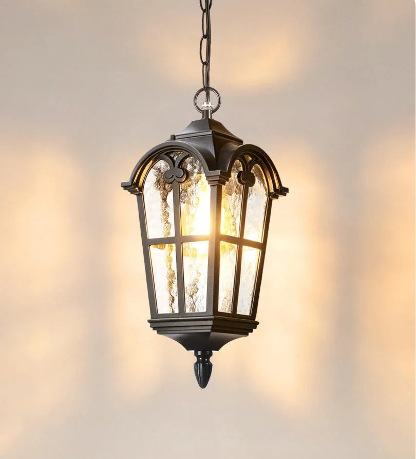 lampe suspendue classique transparente motifs géométriques noir chaîne salon chambrehôtel