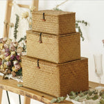 Panier de rangement naturel avec couvercle fermé