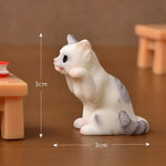 statuettes chats résine animaux compagnie réaliste détaillées blanc gris noir orange bleu yeux colorés