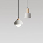 lampe suspendue moderne minimaliste gris clair blanc ampoule led texture béton fixations câble noir