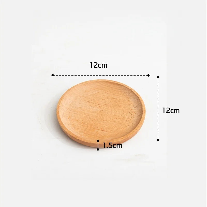 assiettes bois naturel assiettes carrées ovales différentes tailles minimaliste rustique