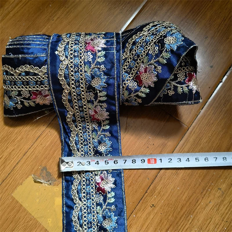ruban dentelle brodé adhésif motif floral noir or couture mariage décoration couture