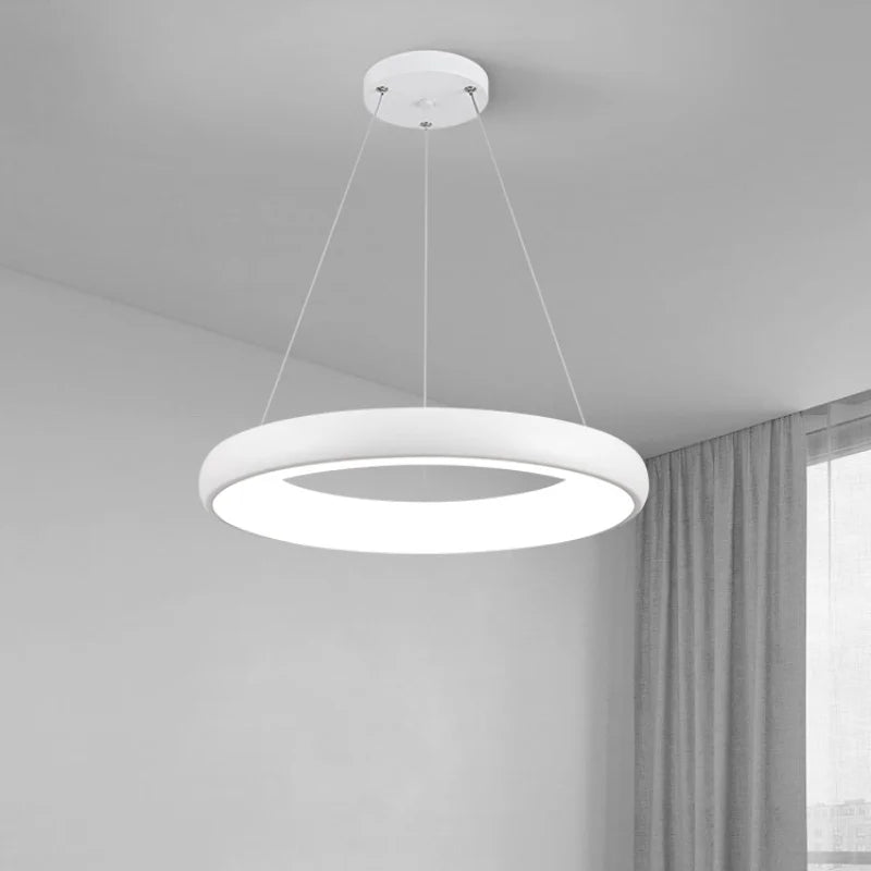 suspension lumineuse moderne noir blanc doré rond lisse opaque chaines led 2000 82000lm
