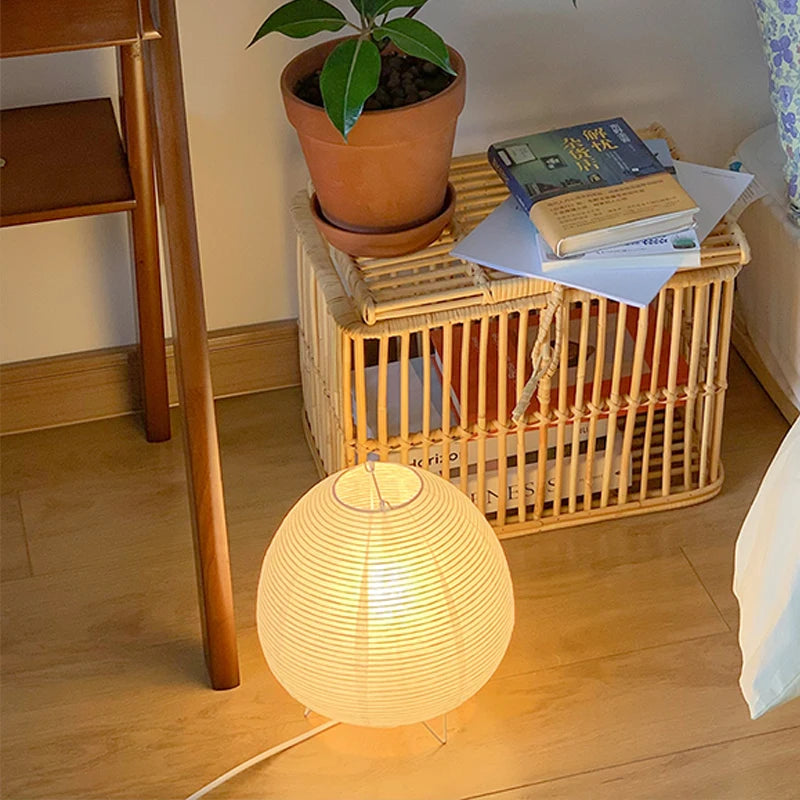 lampe table led blanc moderne pieds métalliques interrupteur bouton éclairage intérieur chambre salon étude