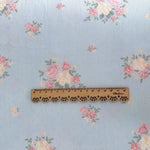 tissu coton blanc rose bleu fleurs vintage romantique biodegradable 160cm