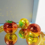décorations miroirs poire carotte tomate poivron festifs kitsch disco