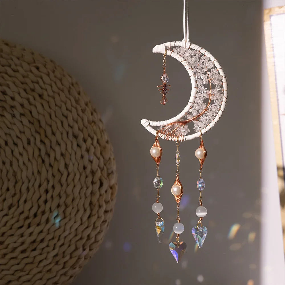 décoration murale croissant lune semi précieuses feuilles dorées boho chic chambre