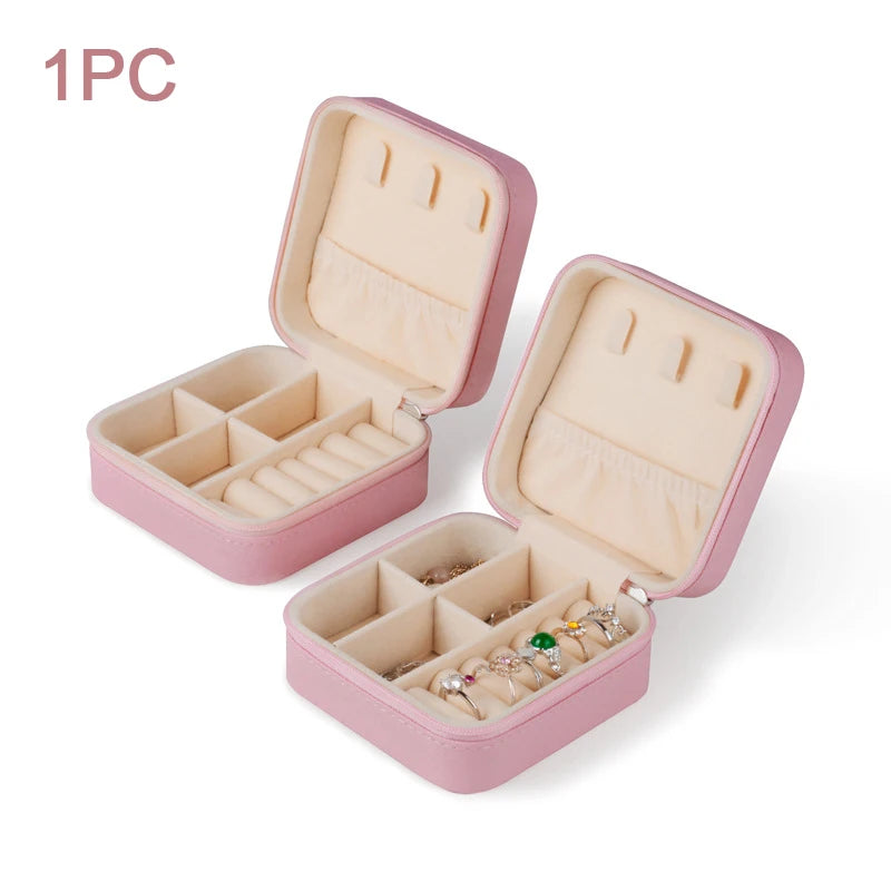 boîte bijoux velours beige portable moderne zippée rose blanche verte