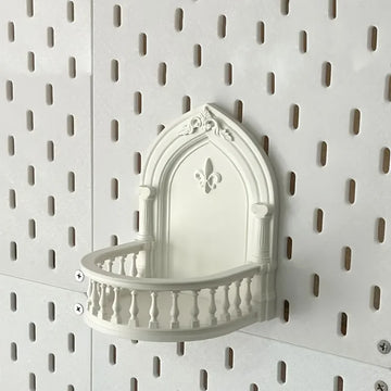 miniature balcon gothique blanc ornements balustres classique fixations vis succulentes