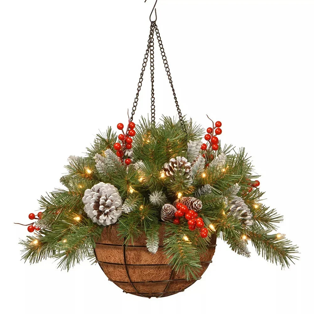 panier suspendu rotin branches pin baies rouges guirlande lumineuse décoration noël vert rouge festiveintérieurexterior