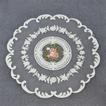 nappe table décorative brodée dentelle fleur rose motif circulaire vintage shabby chic semi transparent