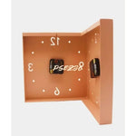 Horloge murale carrée turquoise dans un intérieur contemporain