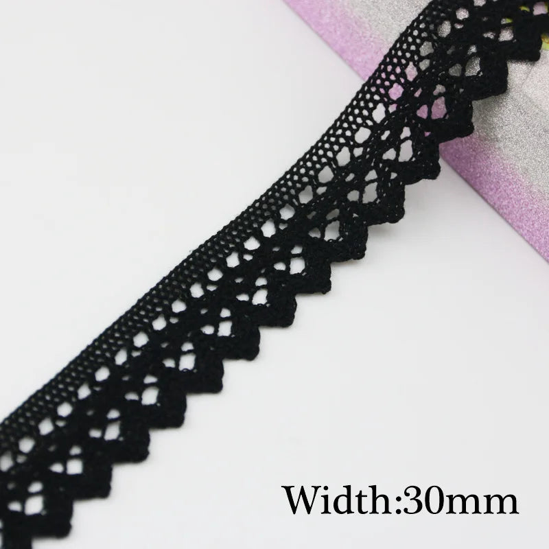 ruban dentelle noir motifs floraux classique 5mètres coton polyester soluble eau