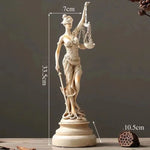 statue ornementale justice égale balance épée détail classique blanc orDecoration intérieure antique modernisée