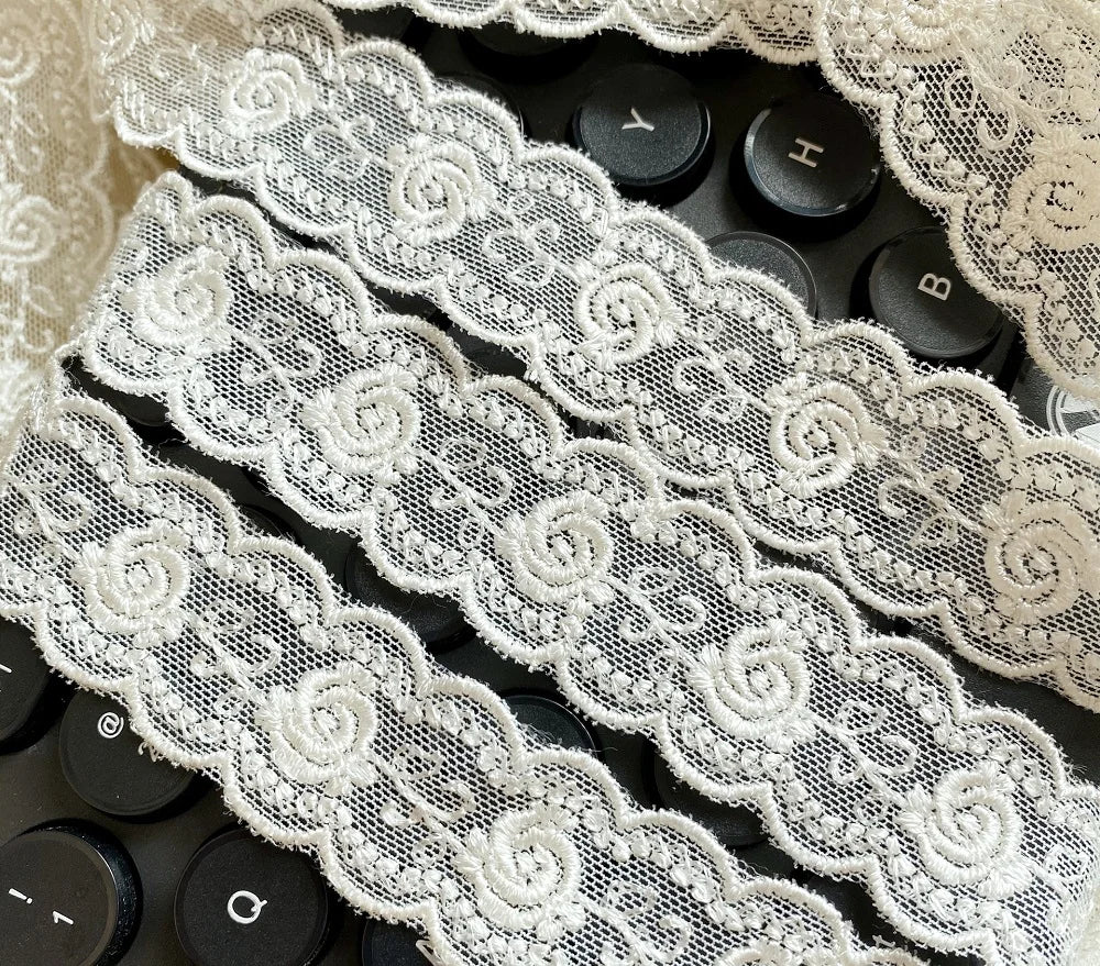 ruban dentelle motif floral blanc classique 2.3cm largeur 10mètres écologique tissu maille