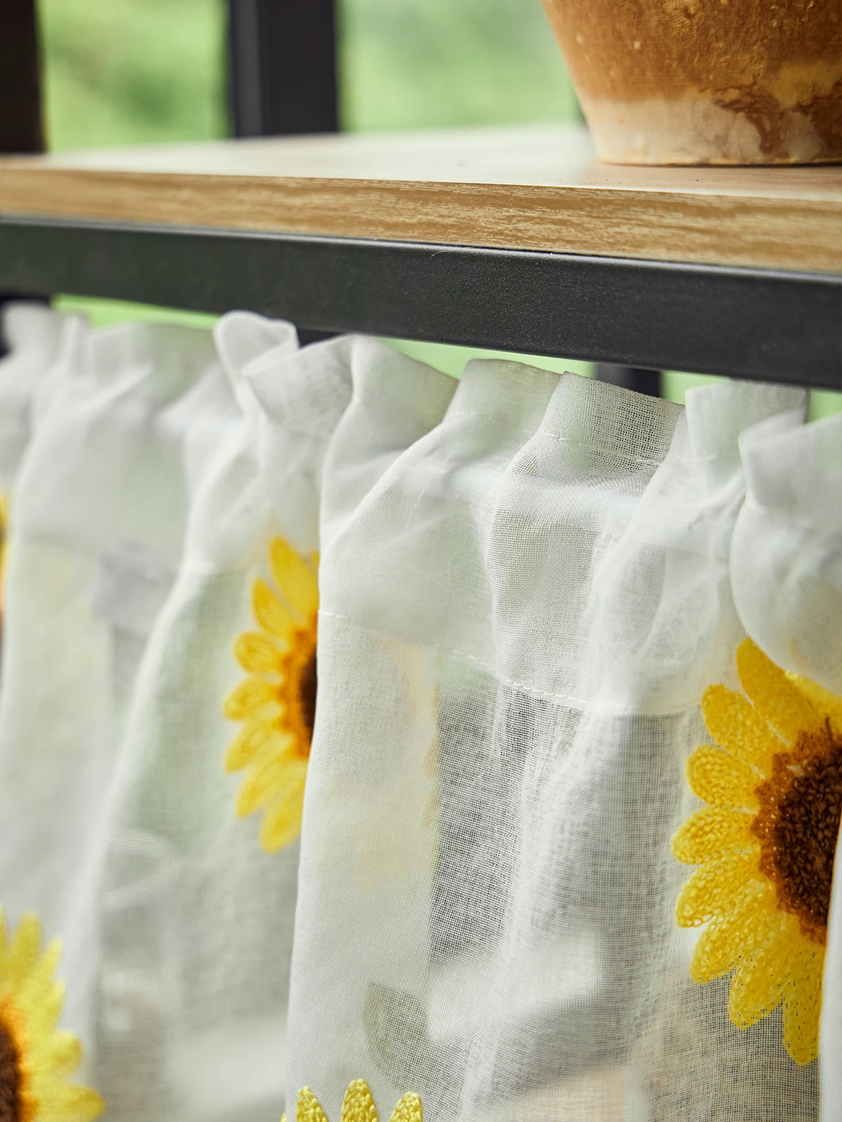 rideau blanc tournesols brodés feuilles vertes franges fenêtre japonais coréen translucide