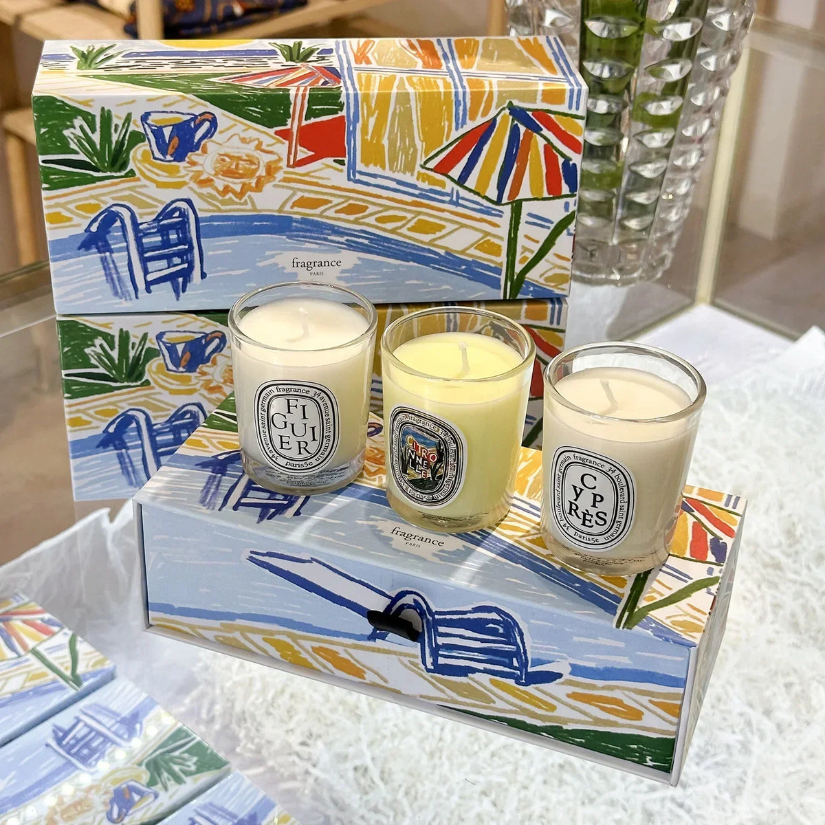 bougies parfumées cire gel aromathérapie forme coupe blanc logo diptyque verre transparent classique set