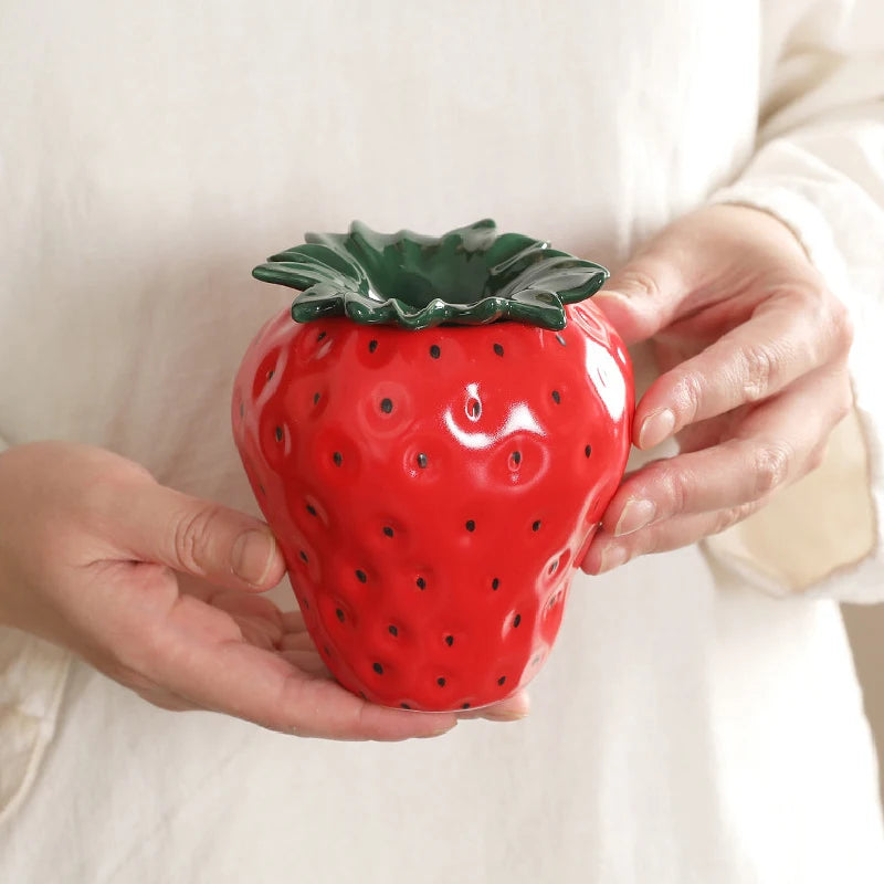 cendrier céramique forme fraise rouge graines noires fruitier salon deco fun original